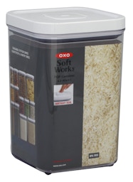OXO Pet Pop Container with Scoop | 4 qt.